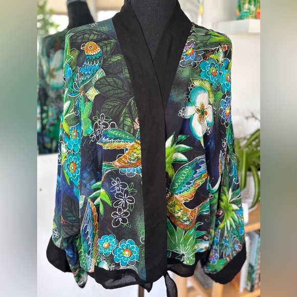 Tops - 100% Silk Kimono Style Colorful Tropical Wrap Top SZ 3 (M-XL) Spring Summer CUTE